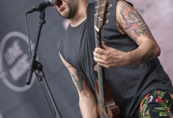 Chelsea Deadbeat Combo - Photo By Dänu