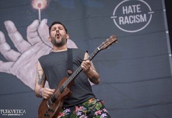 Chelsea Deadbeat Combo - Photo By Dänu