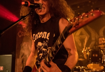 Comaniac- Photo By Marc