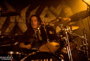 Comaniac- Photo By Marc