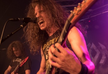 Comaniac - Photo By Marc