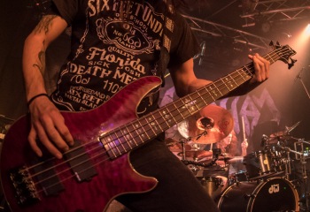 Comaniac - Photo By Marc