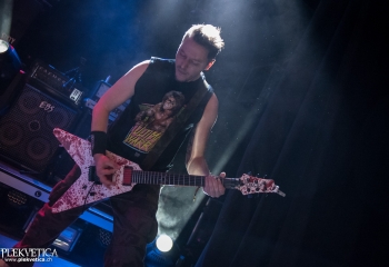 Contorsion - Photo by Marc