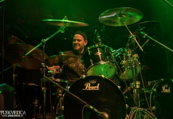 Contorsion - Photo by Marc