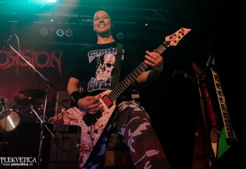 Contorsion - Photo by Nati