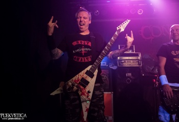 Contorsion - Photo by Nati