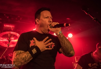 Contorison - Photo By Marc