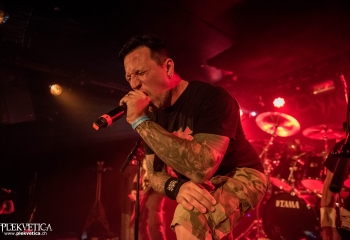 Contorison - Photo By Marc