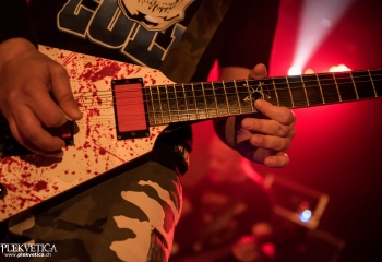 Contorison - Photo By Marc