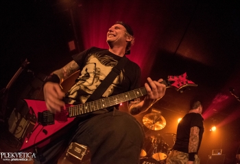 Contorison - Photo By Marc