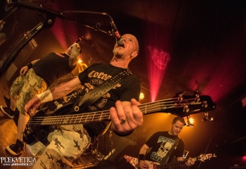 Contorison - Photo By Marc