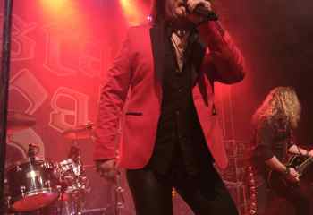 Crystal Ball - Photo By Peti