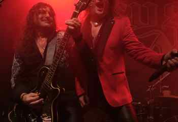 Crystal Ball - Photo By Peti