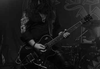 Crystal Ball - Photo By Peti