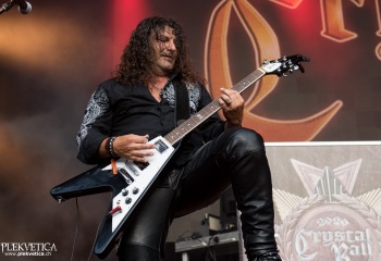 Crystal Ball - Photo by Nati