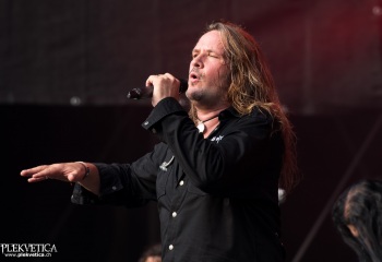 Crystal Ball - Photo by Nati