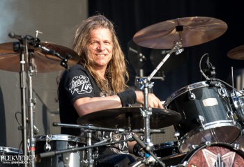 Crystal Ball - Photo by Nati