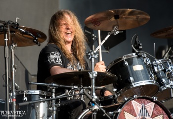 Crystal Ball - Photo by Nati