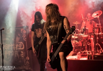 Deseted Fear - Photo by Nati