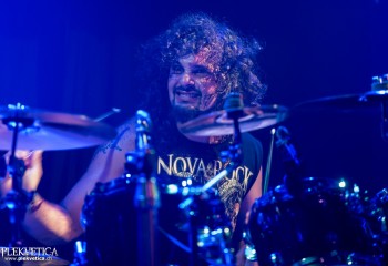 Divension - Photo by Nati