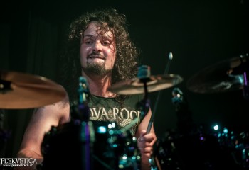 Divension - Photo by Nati