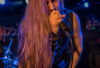 Dizzy Fox - Photo By Marc