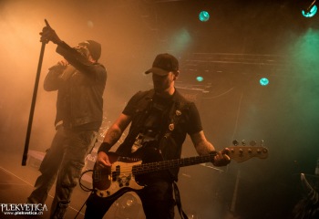 Driven Under - Photo by Marc