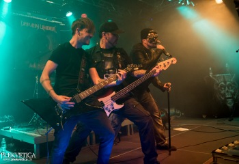 Driven Under - Photo by Marc