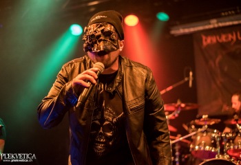 Driven Under - Photo by Marc