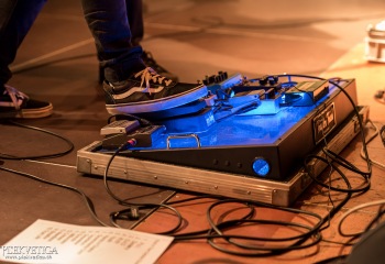 Driven Under - Photo by Marc