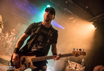 Driven Under - Photo by Marc