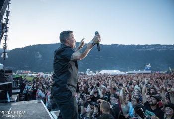 Dropkick Murphies - Photo by Marc