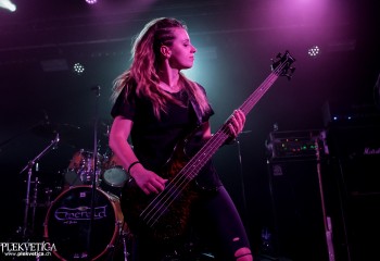 Emerald - Photo by Nati