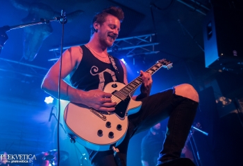 End of Silence - Photo by Nati