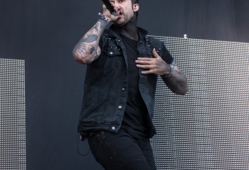 Eskimo Callboy - Photo by Marc