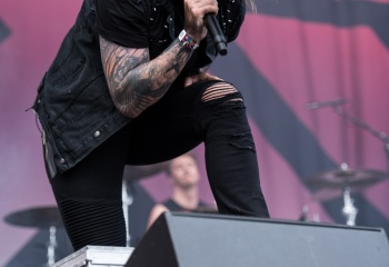 Eskimo Callboy - Photo by Marc