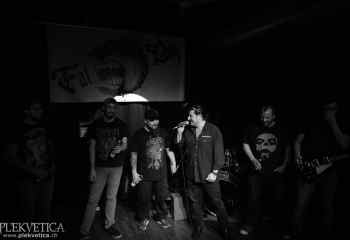 Fat Dog 15.11.2019 - Photo By Peti