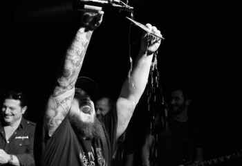 Fat Dog 15.11.2019 - Photo By Peti