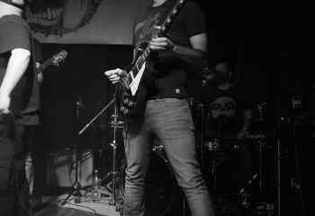 Fat Dog 15.11.2019 - Photo By Peti