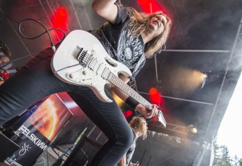 Felskinn - Photo By Dänu