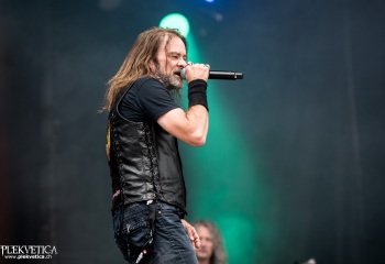 Flotsam and Jetsam - Photo by Marc