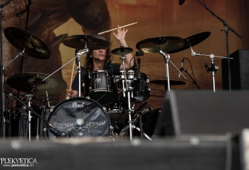 Flotsam and Jetsam - Photo by Marc