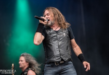 Flotsam and Jetsam - Photo by Marc