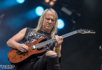 Flotsam and Jetsam - Photo by Marc