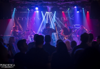 Forty Shades - Photo By Dänu