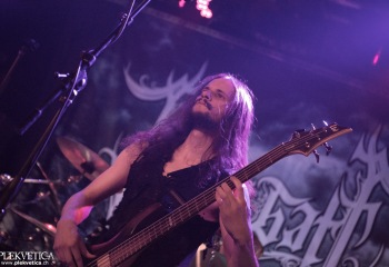 Frozen Gate - Photo by Eylül