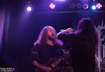 Frozen Gate - Photo by Eylül