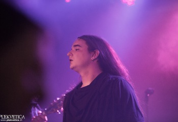 Frozen Gate - Photo by Eylül