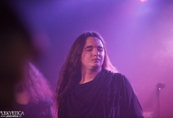 Frozen Gate - Photo by Eylül