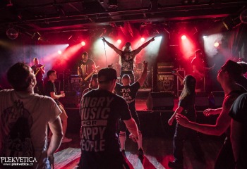 Get The Shot - Photo By Dänu